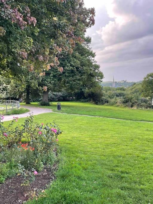 Garden Of Eden 1 Bedroom Flat In Fishponds 브리스틀 외부 사진