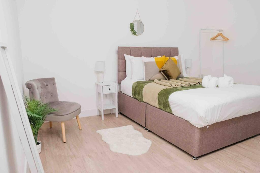 Garden Of Eden 1 Bedroom Flat In Fishponds 브리스틀 외부 사진