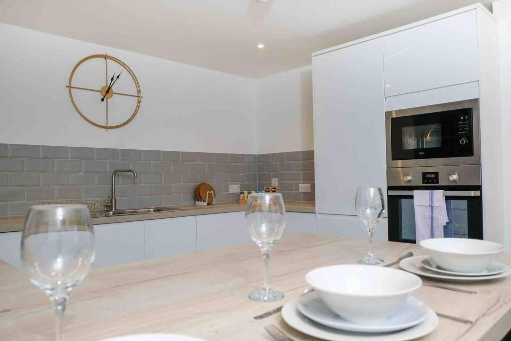 Garden Of Eden 1 Bedroom Flat In Fishponds 브리스틀 외부 사진